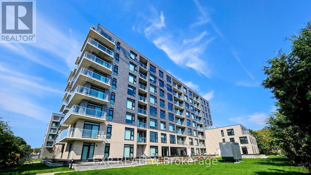 1366-1366 Carling Ave in Ottawa, ON - Building Photo