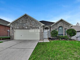 2315 Perkins Crossing Dr in Conroe, TX - Building Photo