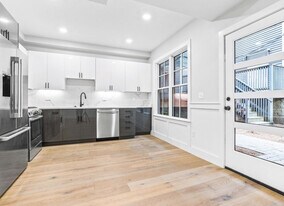 301 Somerville Ave, Unit #1 in Somerville, MA - Building Photo