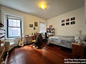 48 Englewood Ave, Unit 1 in Boston, MA - Foto de edificio - Building Photo