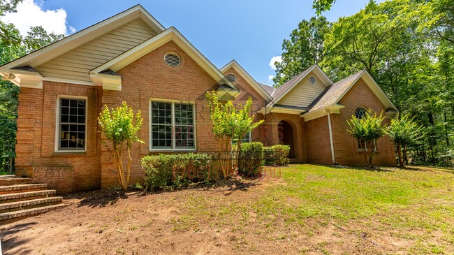 68 Heartwood Dr in Cataula, GA - Building Photo - Building Photo