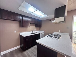 9137-9139 Tuolumne Dr in Sacramento, CA - Building Photo - Building Photo