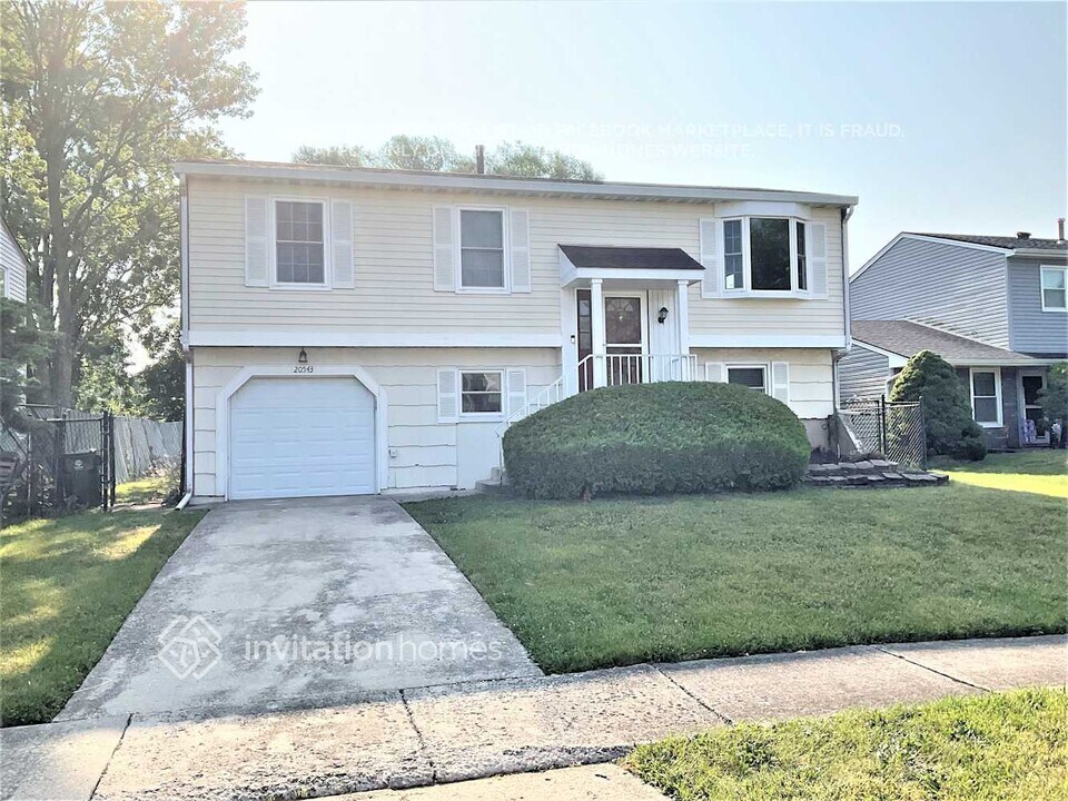 20543 S Acorn Ridge Dr in Frankfort, IL - Building Photo