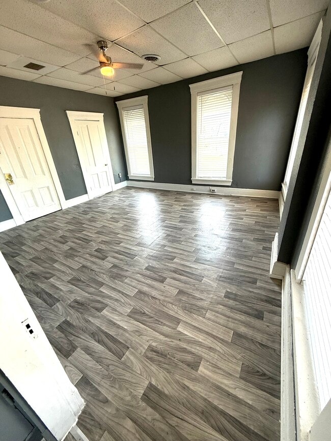 417 High St, Unit 3 in Keokuk, IA - Foto de edificio - Building Photo