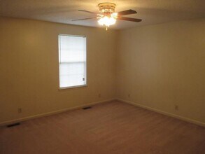 811 Stafford St in Clarksville, TN - Building Photo - Building Photo
