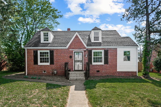 property at 206 E 37th St