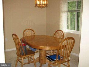 1427 Northgate Square-Unit -32B in Reston, VA - Building Photo - Building Photo