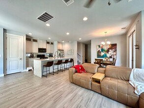 930 E 54th St in Austin, TX - Building Photo - Building Photo