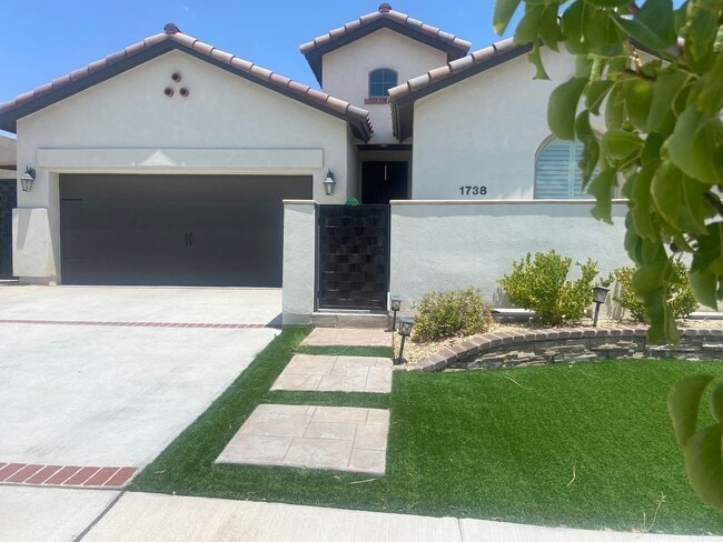 1738 Buckboard St in El Paso, TX - Building Photo - Building Photo