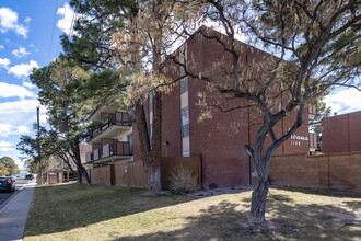 Alvarado Apartments in Albuquerque, NM - Building Photo - Building Photo