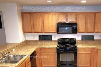 73 Roadrunner St in Brentwood, CA - Building Photo - Building Photo