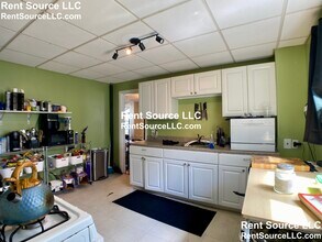 306 Washington St, Unit 1 in Somerville, MA - Building Photo - Building Photo