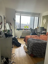 81 Warren St, Unit 3 in New York, NY - Foto de edificio - Building Photo
