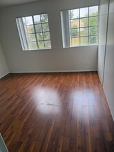6825 Haskell Ave in Los Angeles, CA - Building Photo - Building Photo