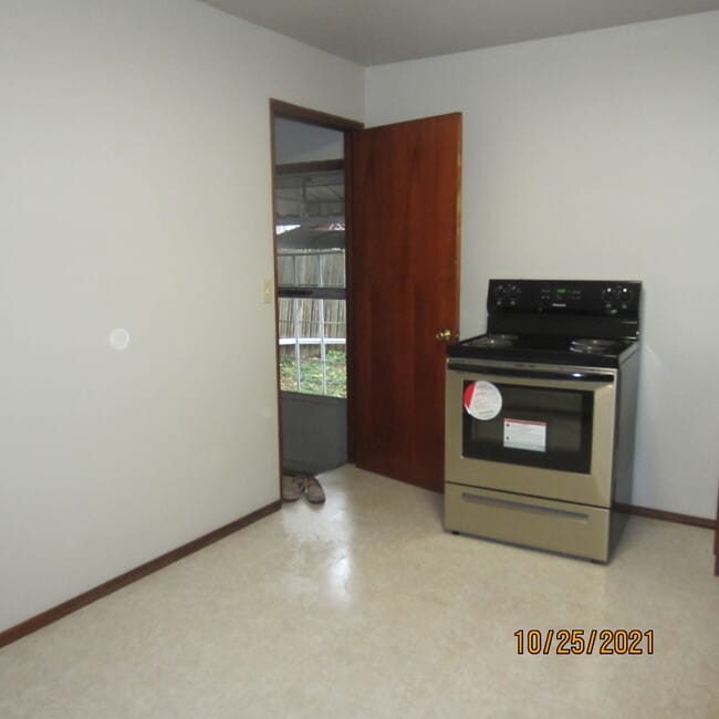 property at 727 McKinley St