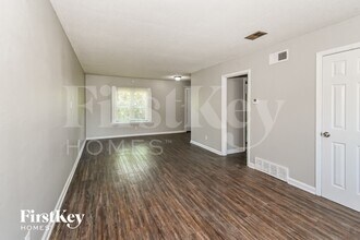 3682 Buffalo Rd in Memphis, TN - Foto de edificio - Building Photo