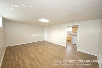 300 Adams St in Pocatello, ID - Building Photo - Building Photo