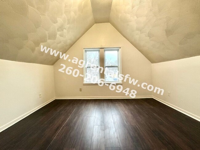 2639 Indiana Ave in Fort Wayne, IN - Building Photo - Building Photo