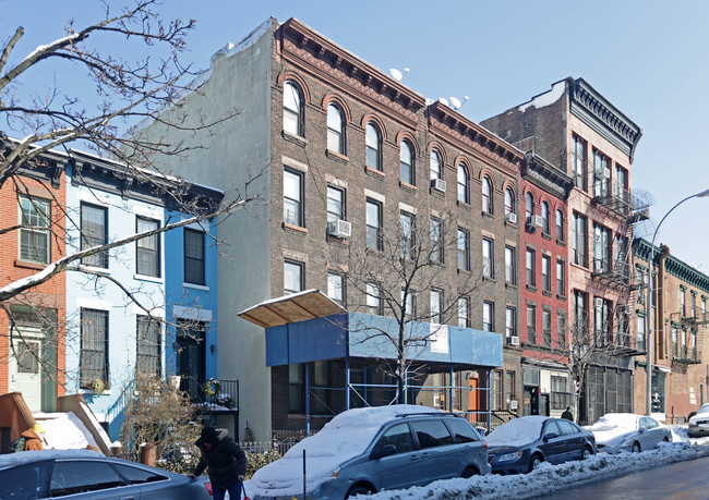 719 Union St in Brooklyn, NY - Building Photo - Building Photo