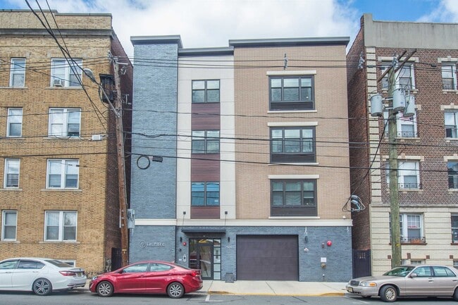 7505 Park Ave in North Bergen, NJ - Building Photo - Building Photo