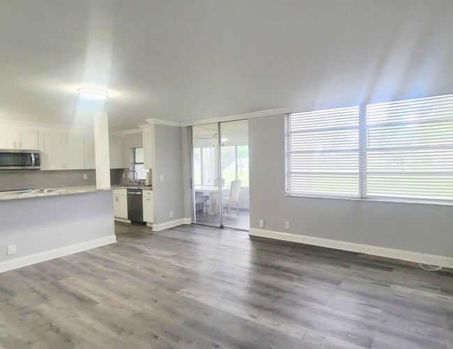 17 Willowbrook Ln in Delray Beach, FL - Building Photo - Building Photo