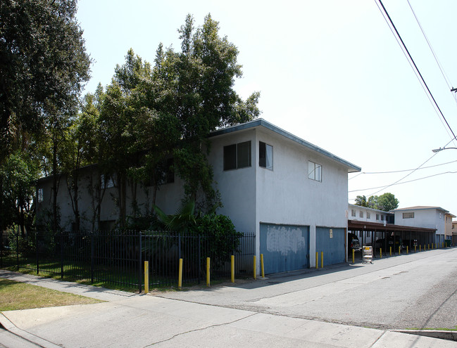 1130 Poplar St in Santa Ana, CA - Building Photo - Building Photo