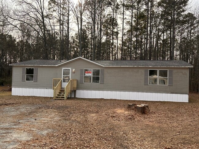 113 Willow St in Clinton, SC - Building Photo - Building Photo