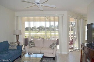 2120 Arielle Dr in Naples, FL - Building Photo - Building Photo