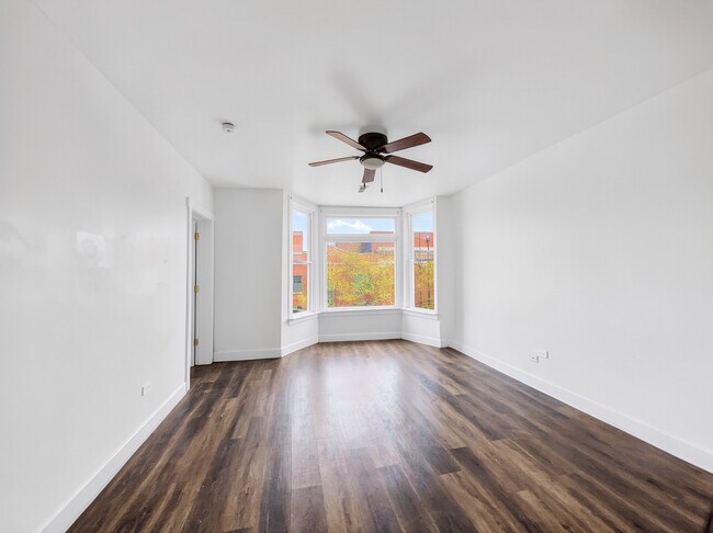 9046 S Brandon Ave in Chicago, IL - Building Photo - Building Photo