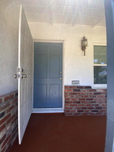 8920 Darby Ave in Northridge, CA - Building Photo - Building Photo