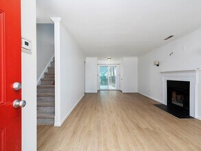 1147 Haven Brook Pl in Atlanta, GA - Foto de edificio - Building Photo