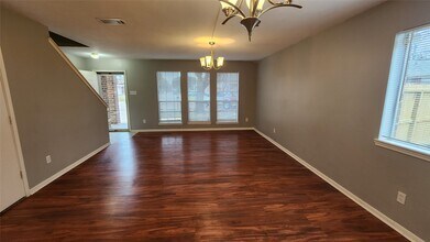 7800 Summer Pl Dr in Humble, TX - Building Photo - Building Photo