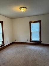 743 S Wildwood Ave in Kankakee, IL - Building Photo - Building Photo