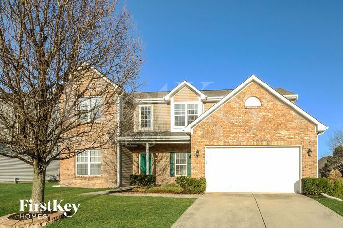 2243 Tanya Dr in Avon, IN - Building Photo