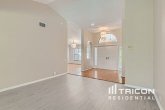 16147 Vanderbilt Dr in Odessa, FL - Building Photo - Building Photo