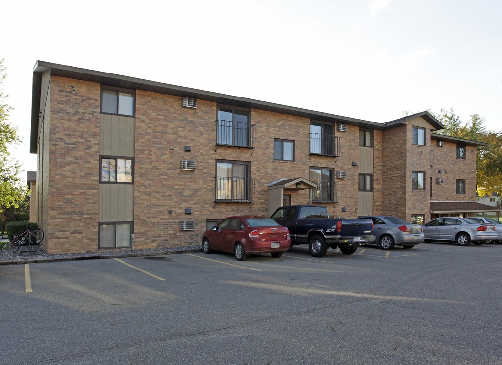 Kents West Apartments St. Cloud, MN Apartments