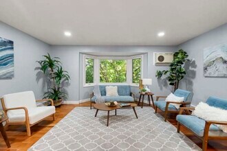 514 W Miner St in Arlington Heights, IL - Building Photo - Building Photo