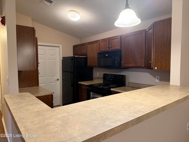 12102 Redspire Drive in Louisville, KY - Building Photo - Building Photo