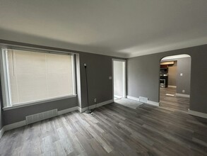 19966 Sorrento Ave in Detroit, MI - Building Photo - Building Photo