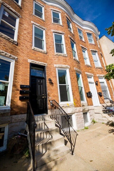 2606 Maryland Ave in Baltimore, MD - Building Photo
