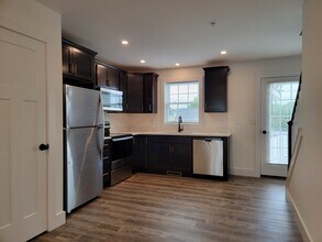 17 Burk Ct in Womelsdorf, PA - Building Photo - Building Photo