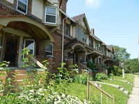 10010 Lamont Ave in Cleveland, OH - Foto de edificio - Building Photo