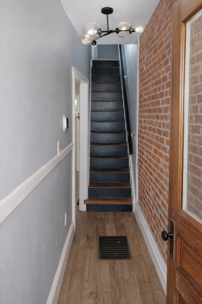 931 Edgley St in Philadelphia, PA - Foto de edificio - Building Photo