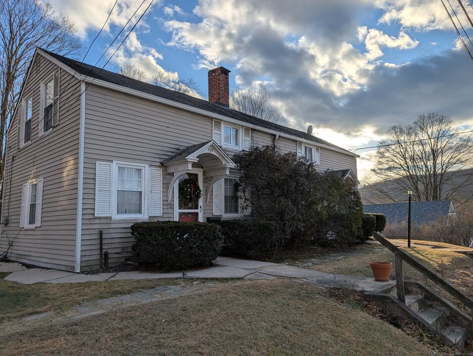 153 Main St in Canton, CT - Building Photo