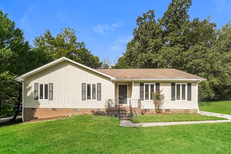 6548 Deermont Ct in Charlotte, NC - Building Photo