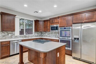 11745 Via Esperanza St in Las Vegas, NV - Building Photo - Building Photo