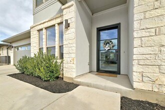 8509 Silverthorne St in Austin, TX - Building Photo - Building Photo