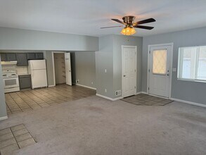 10016-10020 Austin Rd in Jackson, MI - Building Photo - Building Photo