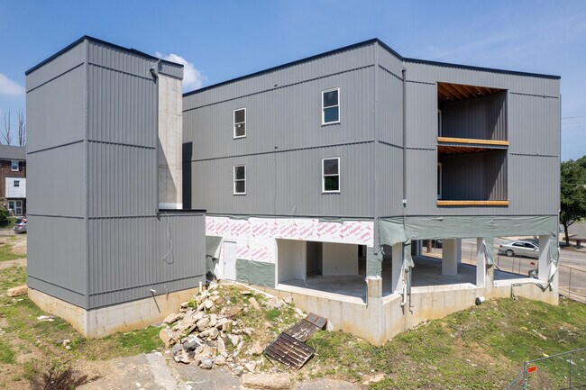 1100 Chester Ave
