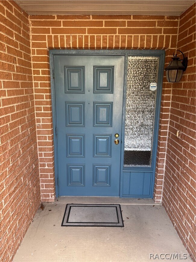 57 Chinaberry Cir in Homosassa, FL - Building Photo - Building Photo